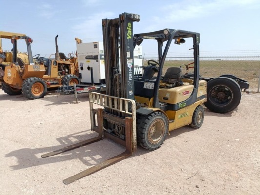 Yale Forklift ( Does not Run )