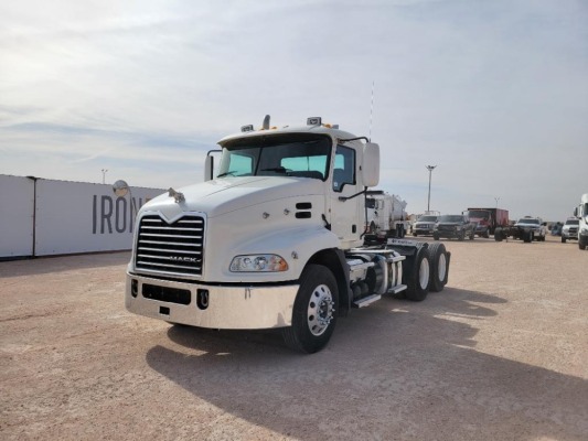 2012 Mack CXU613 Truck Tractor