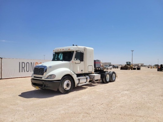 2011 Freightliner Columbia Truck Tractor