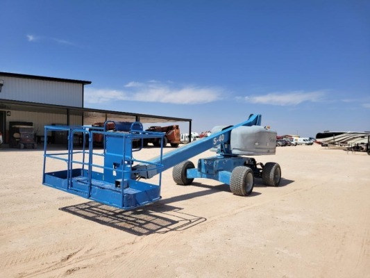 2007 Genie S-40 Manlift