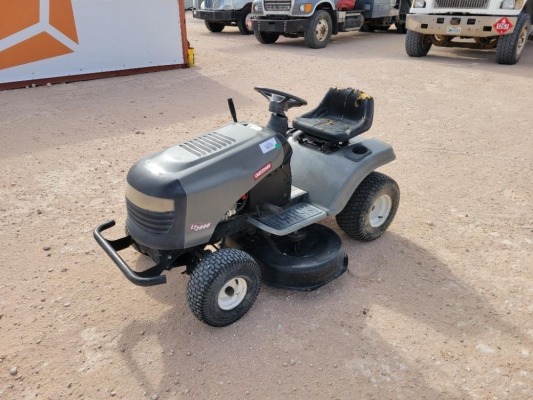 Craftsman LT2000 Riding Mower