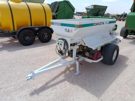Dakota 410 Turf Tender