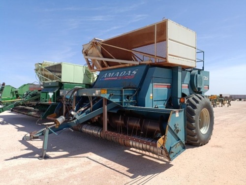 Amadas 2100 Peanut Combine