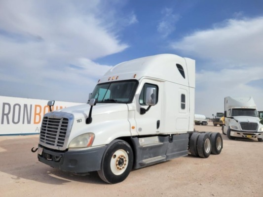 2015 Freightliner Cascadia Evolution Truck Tractor