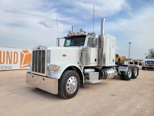 2015 Peterbilt 389 Truck Tractor