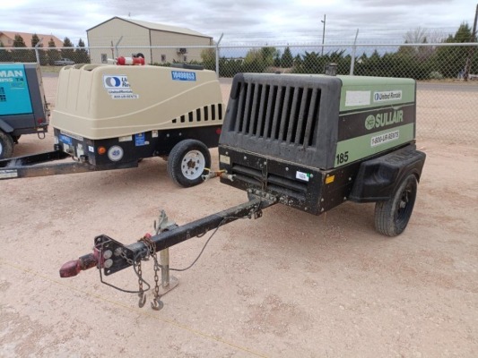 Sullair 185 Portable Air Compressor ( Runs and Produces)