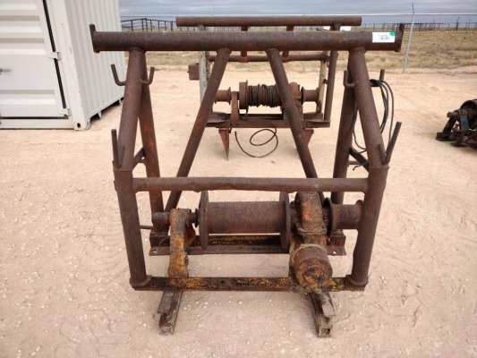 Roustabout Headache Rack w/Tulsa Winch