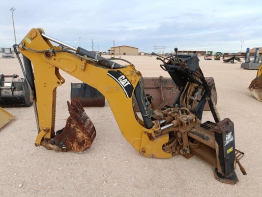 Cat BH160 Backhoe Attachment