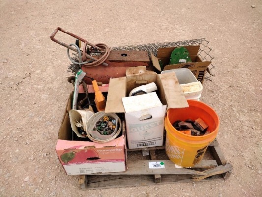 Pallet of Misc Items &amp; Parts