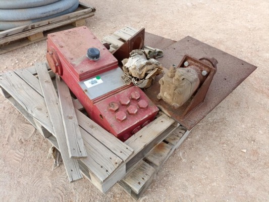 (2) Hydraulic Pumps