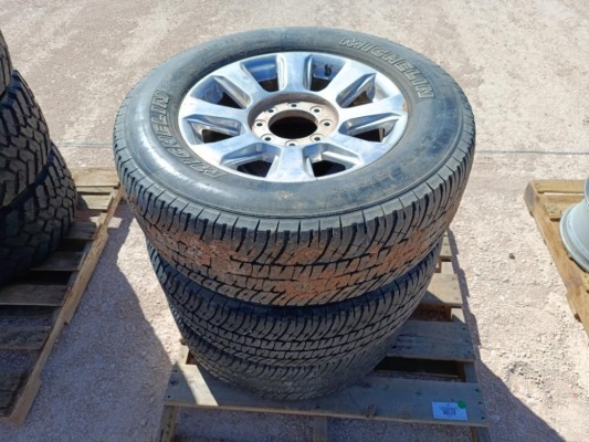 (3) Ford Wheels w/Michelin Tires 275/65 R 20