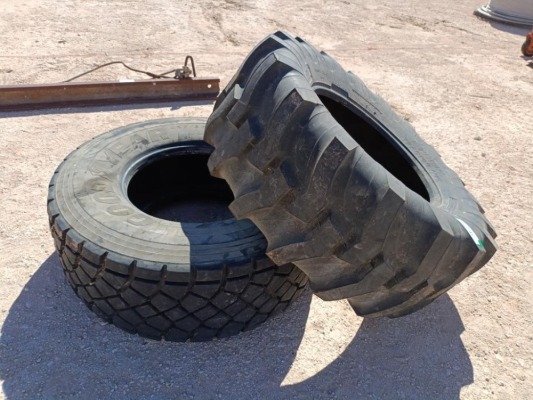 (1) Tractor Tire 17.5L-24 &amp; (1)Equipment Tire 425/65 R 22.5