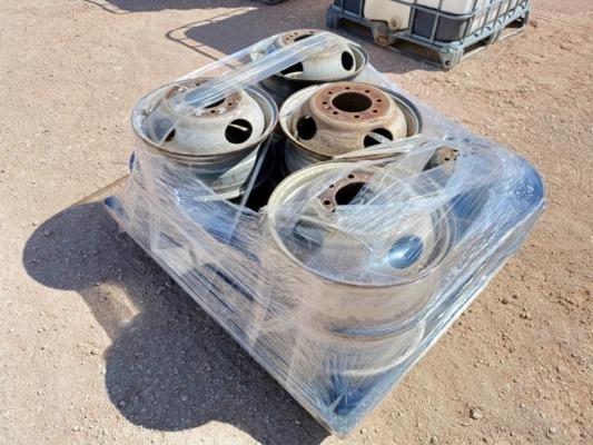 (9) Gooseneck Trailer Wheels