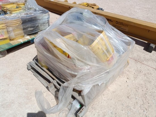Pallet of Misc Fencing Material