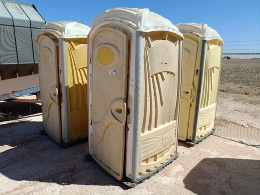 (4) Porta Potties
