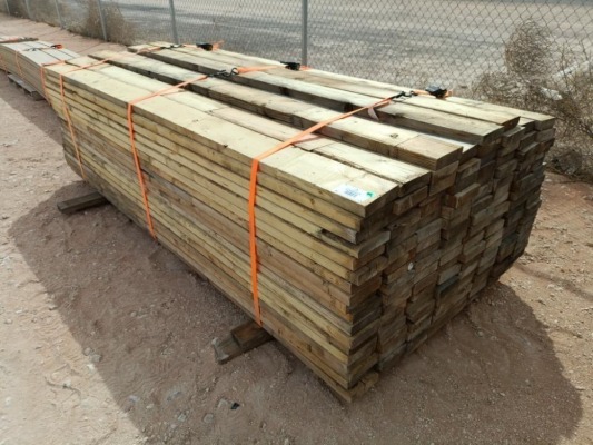 (147) Lumber 1 1/2'' X 5 1/2'' X 8ft 9'' Long