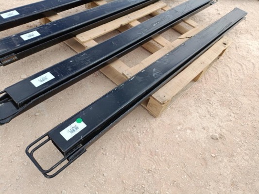 (1) Set Unused 84'' Light Duty Fork Extensions