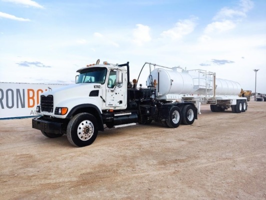 2006 Mack CV713 Kill Truck