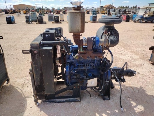 John Deere 4.5 L Diesel Engine w/Hydraulic Pump