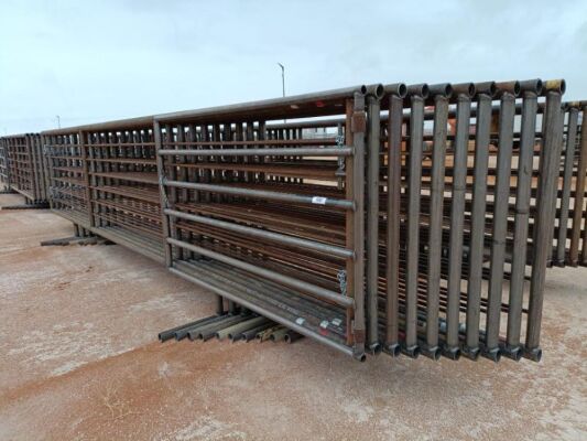 (10) 24Ft Free Standing Fence Panels (1) w/ 8Ft Gate