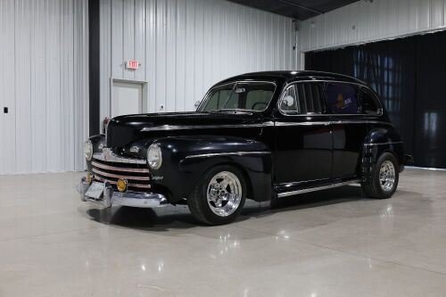1946 Ford Super Deluxe Sedan