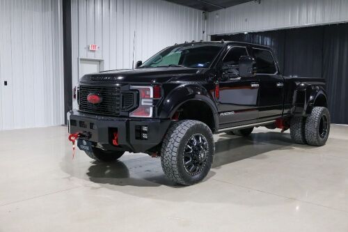 2022 Ford F-450 Limited Dually Pickup