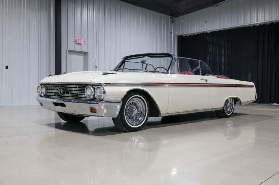 1962 Ford Galaxie 500 Sunliner