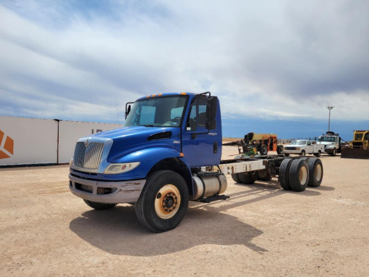 2012 International DuraStar 4400 Cab & Chassis Truck