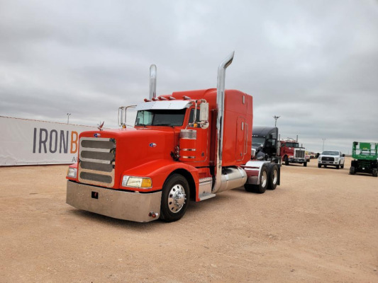 1994 Peterbilt 377 Truck Tractor