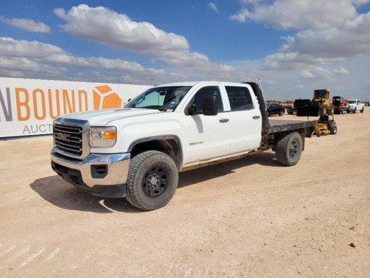 2015 GMC 3500 HD Flatbed Pickup