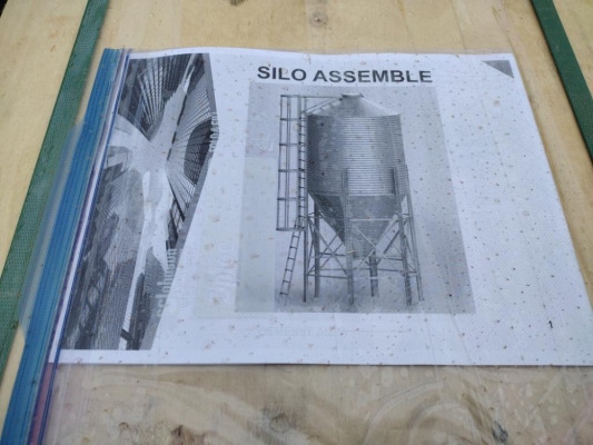 Unused 14 Ton Galvanized Steel Silo