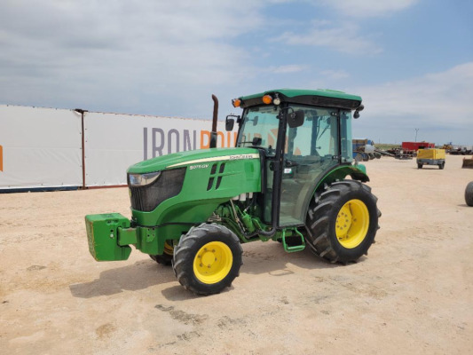John Deere 5075 GV Tractor