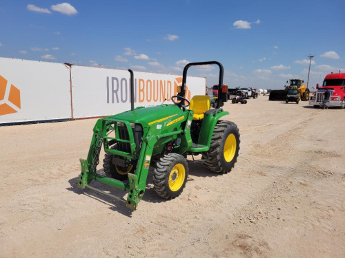 John Deere 3032E Tractor