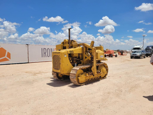 Cat D4E Pipelayer