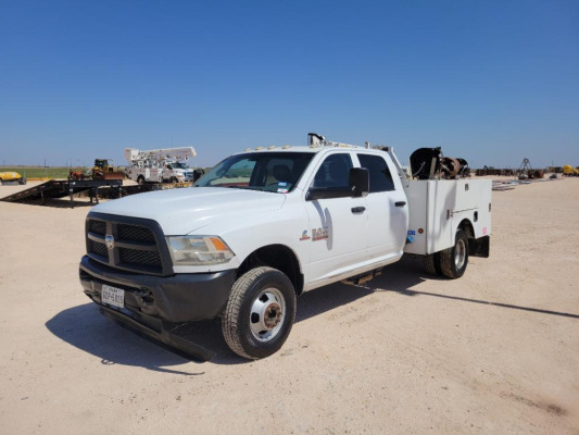 2015 Dodge Ram 3500 Dually Service Truck ( Transmission Not Working )