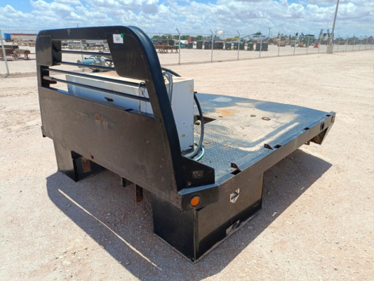 Truck Flatbed Bed w/Fuel Tank