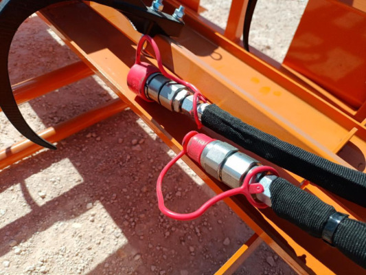 Unused Landhonor HAG-12-24Q Skid Steer Accumulator Grapple