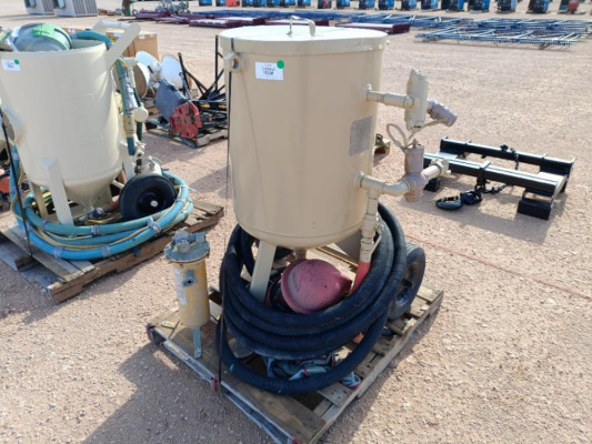 Clemco Sandblasting Pot