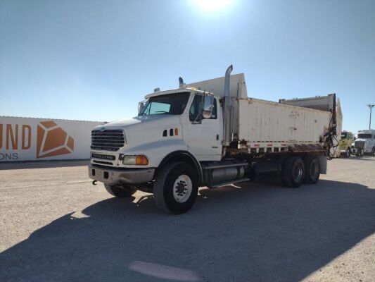2007-Sterling-LT9-Manure-Spreader-Truck