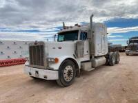 2000 Peterbilt 379 Semi Truck