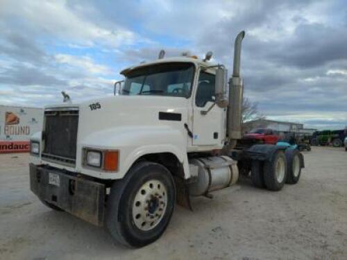 2007 Mack Day Cab Truck