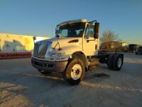 2008 International Dura Star Day Cab Chassis Truck