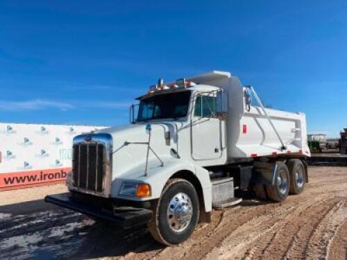 2002 Peterbilt T385 Dump Truck