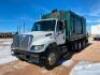 2005 International 7400 Garbage Truck