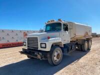 1993 Mack RD690S Water Truck