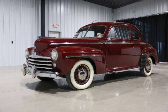 1947 Ford Deluxe 8
