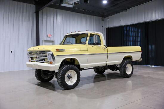 1971 Ford F-250 Pickup by Velocity