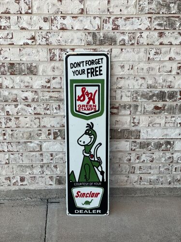 Sinclair Dino S & H Sign