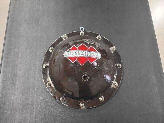 Vintage International Axle Cover