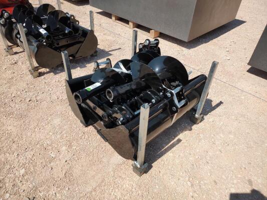 Mini Excavator Attachment Set